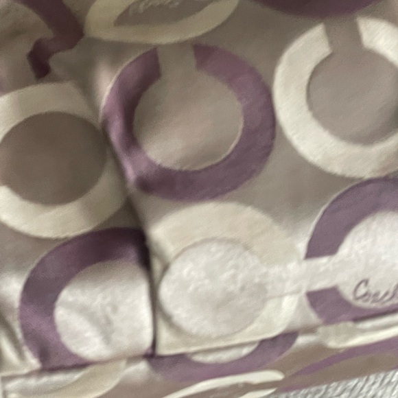 Coach purse - Picture 2 of 6